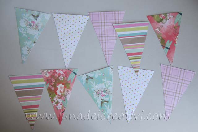 Bandierine Di Carta Everflag Tirolo, 11,5x21 Cm, Stampate Fronte/retro, Con Asta In Legno 39 Cm